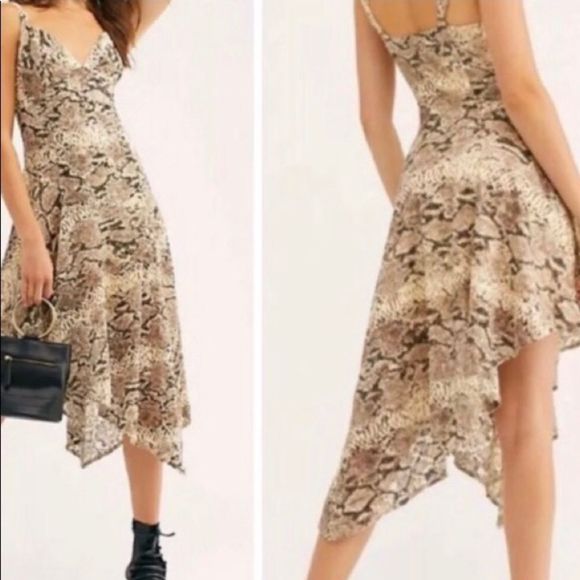 Free People Dresses & Skirts - NWOT Free People Midnight dance snake print lace dress size 0